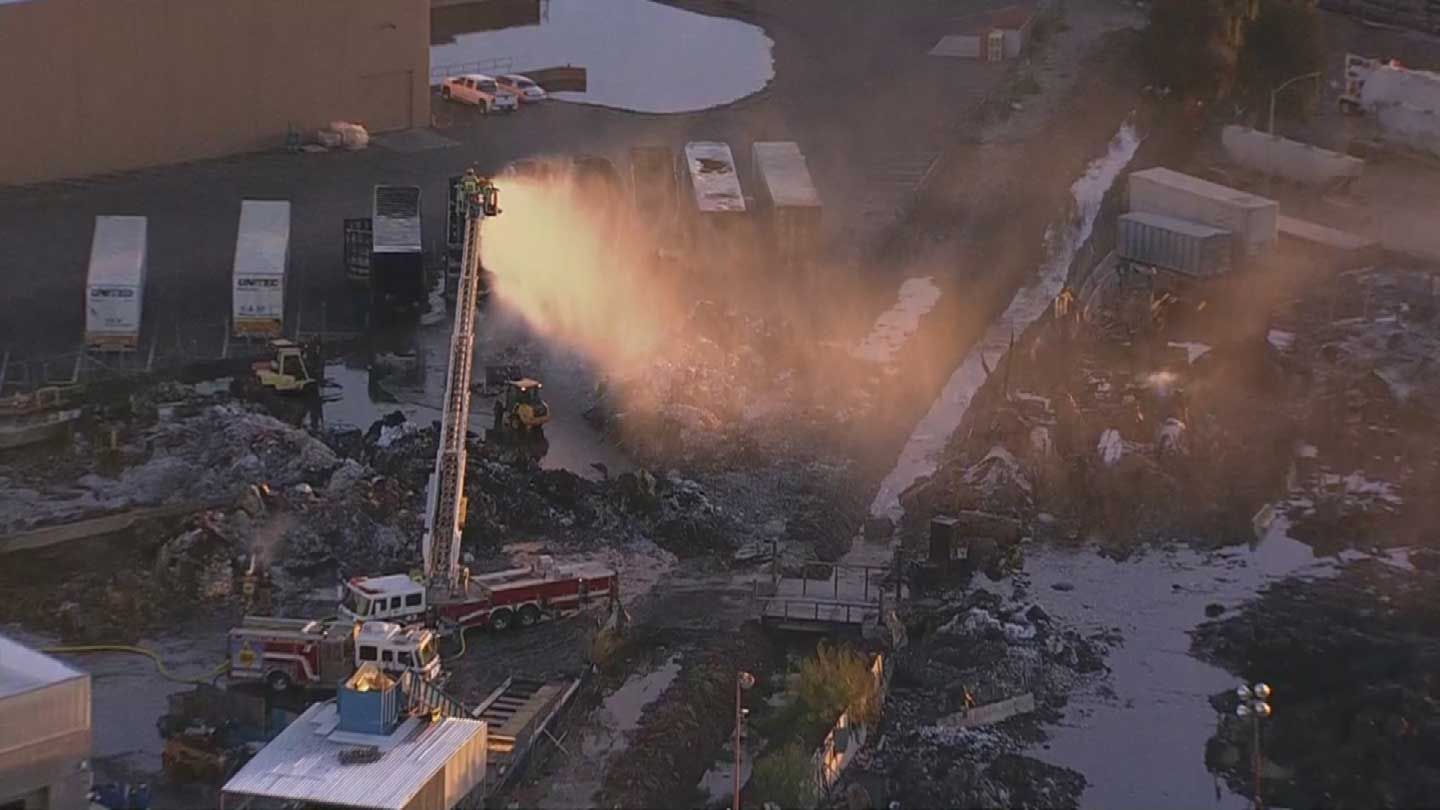 Fire at Phoenix recycling plant 100 percent contained