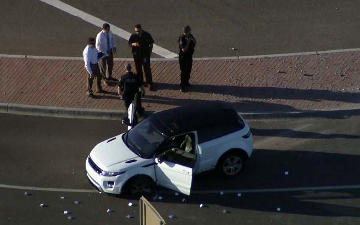 Scene of crash, double shooting at Loop 202 and McKellips in Mesa (Source: KPHO/KTVK)