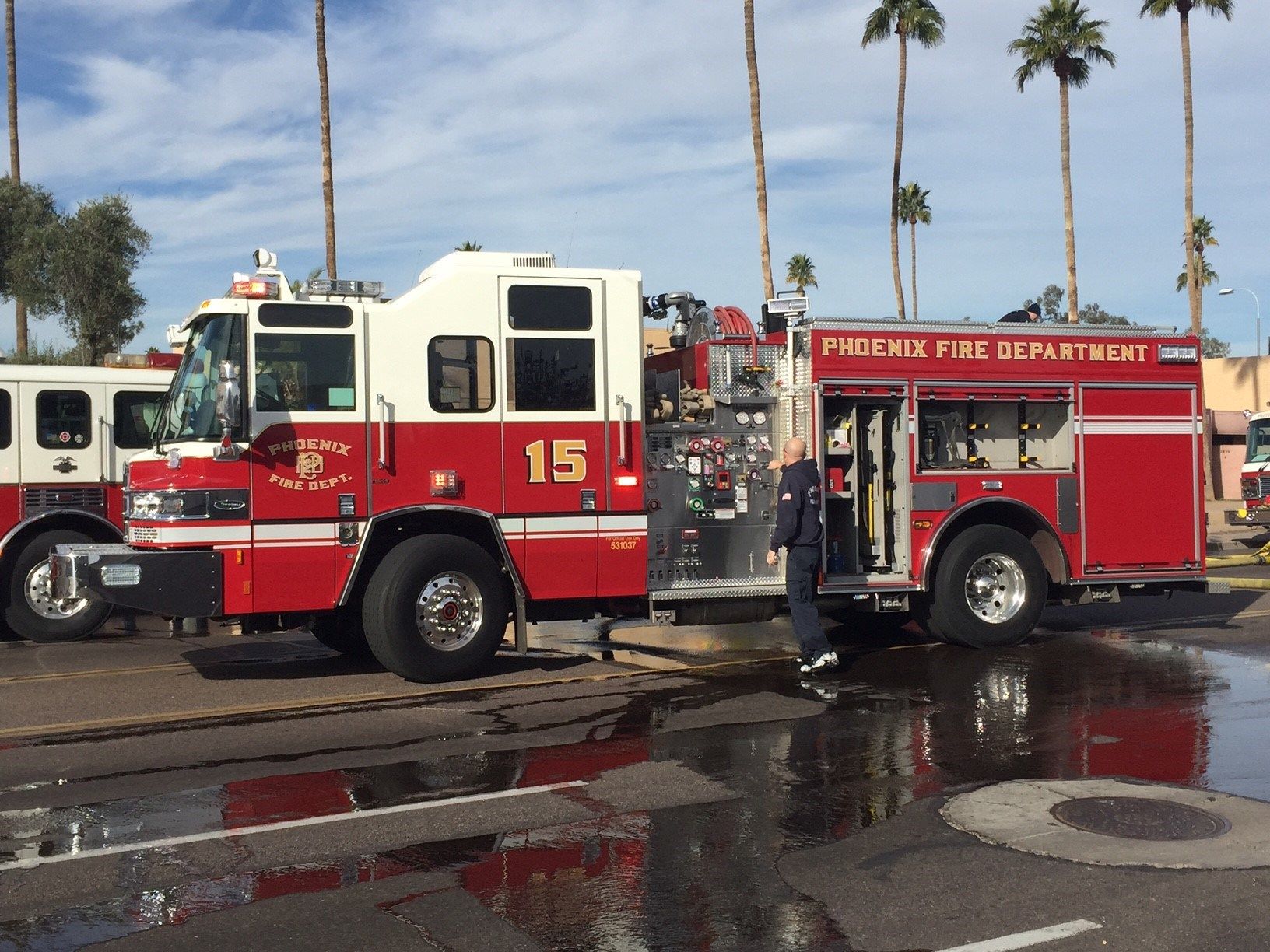 Fire breaks out in apartment right next door to Phoenix fire sta CBS
