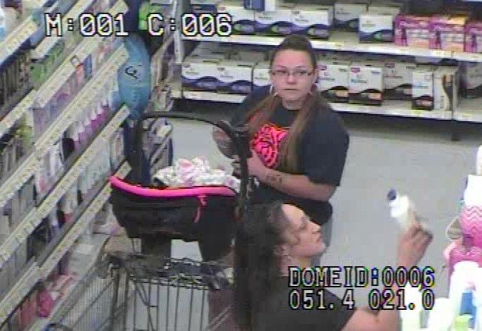 Suspects sought in robberies at Tucson Wal-Mart Suspects sought in robberies at Tucson Wal-Mart