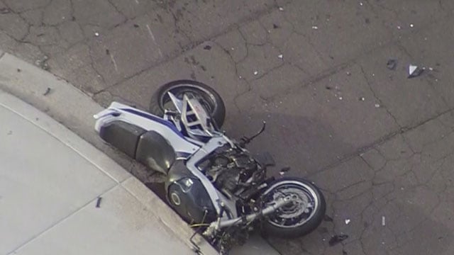 Motorcycle rider dead after wreck with 2 vehicles in Scottsdale ...