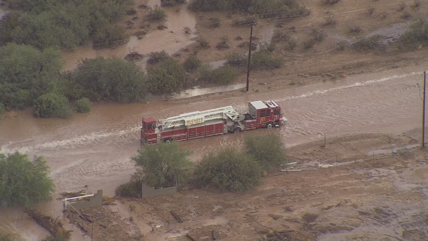 Afternoon storms bring heavy rain, flooding to Valley - Arizona's Family